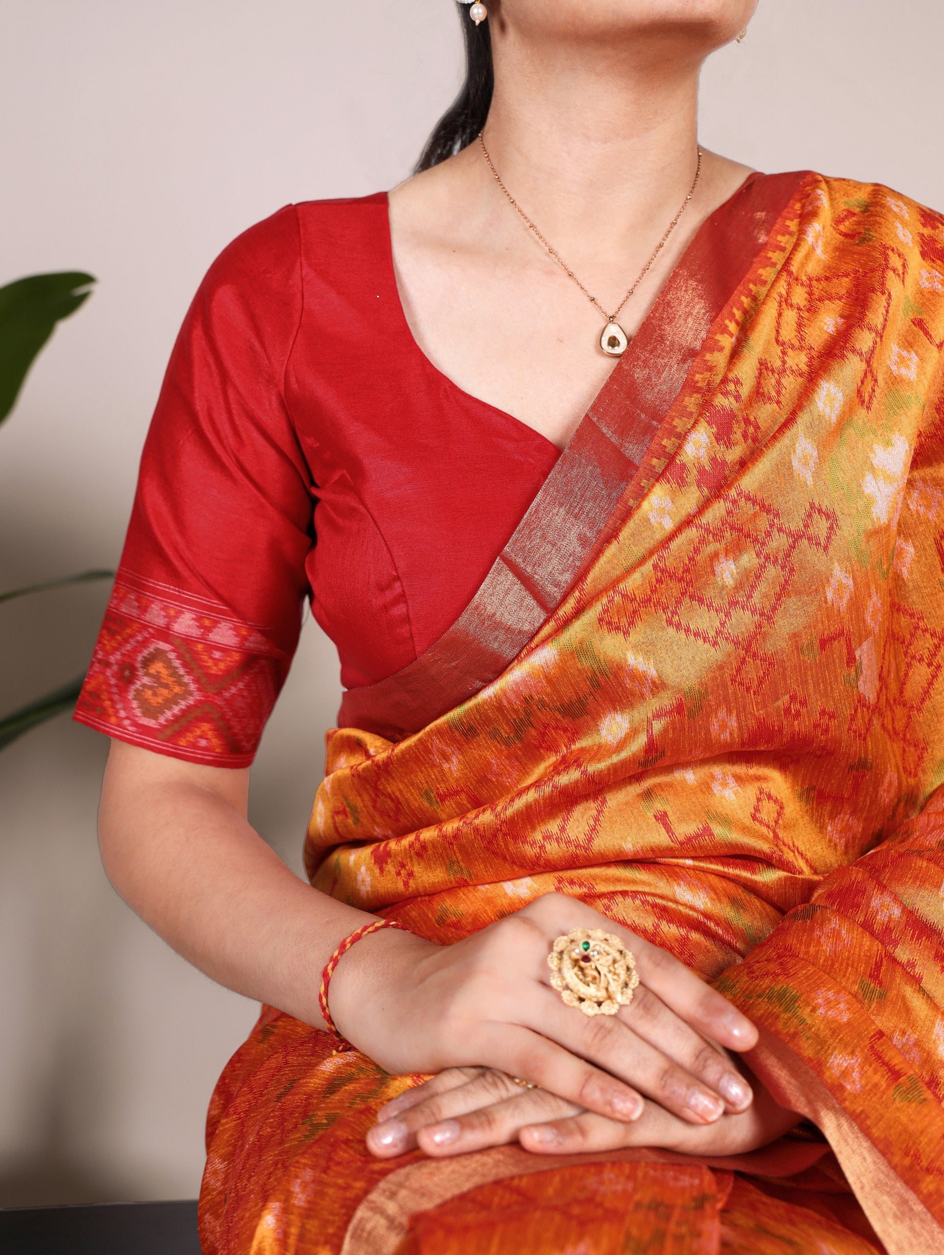 Patola Print Jacquard Silk Saree with Zari Weaving & Blouse Piece