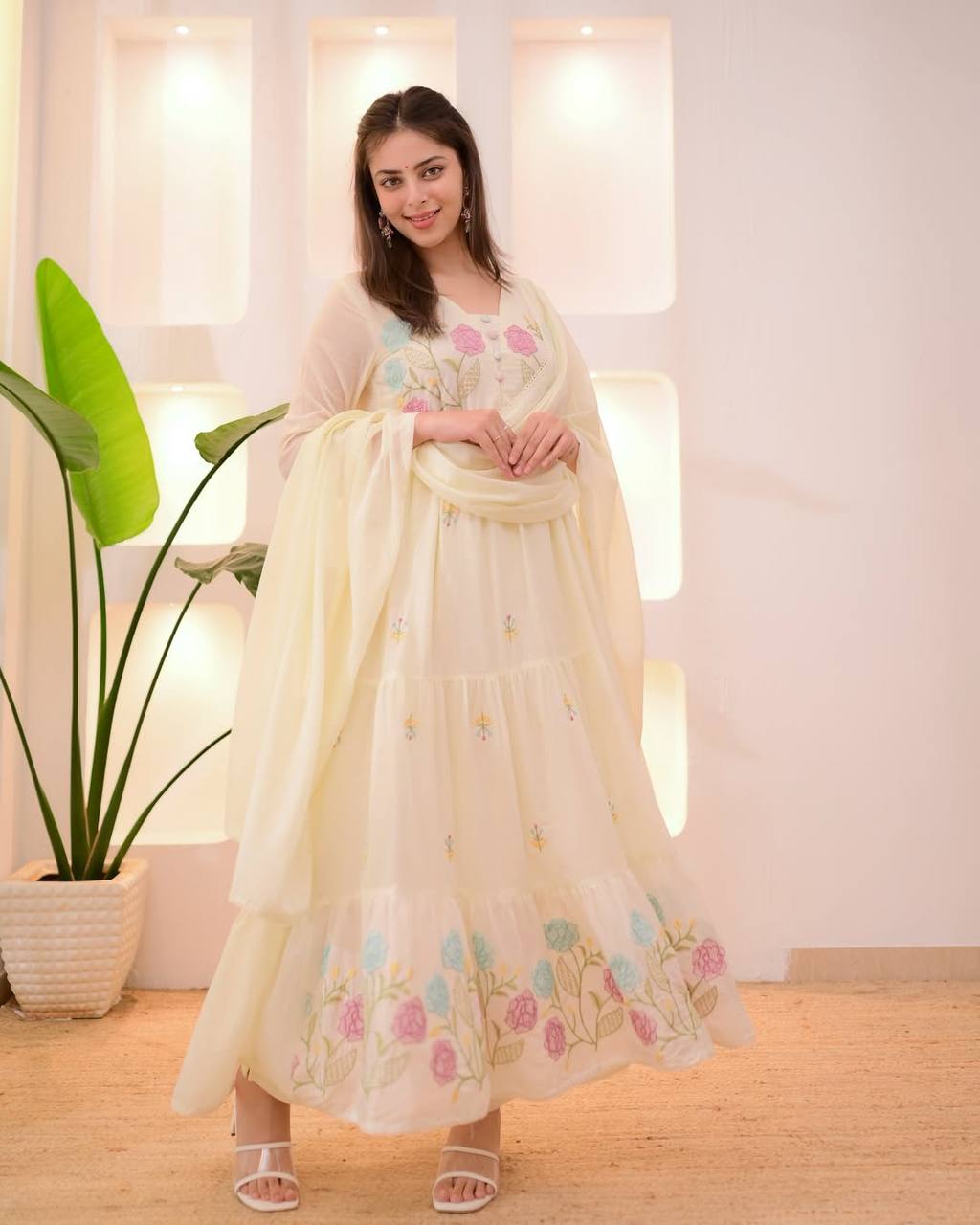 Elegant Pink Chanderi Kurta Set with Intricate Embroidery – Festive & Traditional Wear