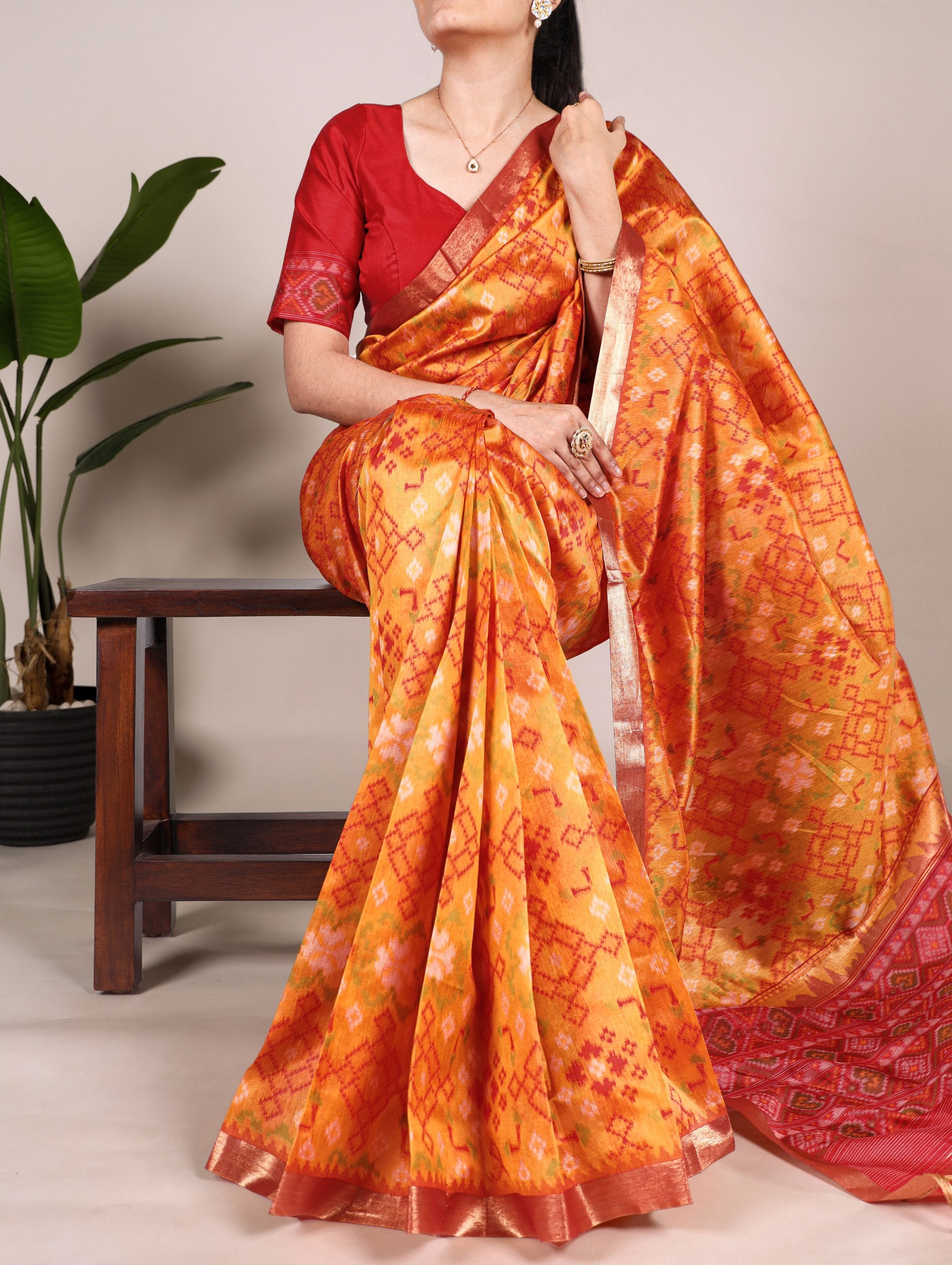 Patola Print Jacquard Silk Saree with Zari Weaving & Blouse Piece