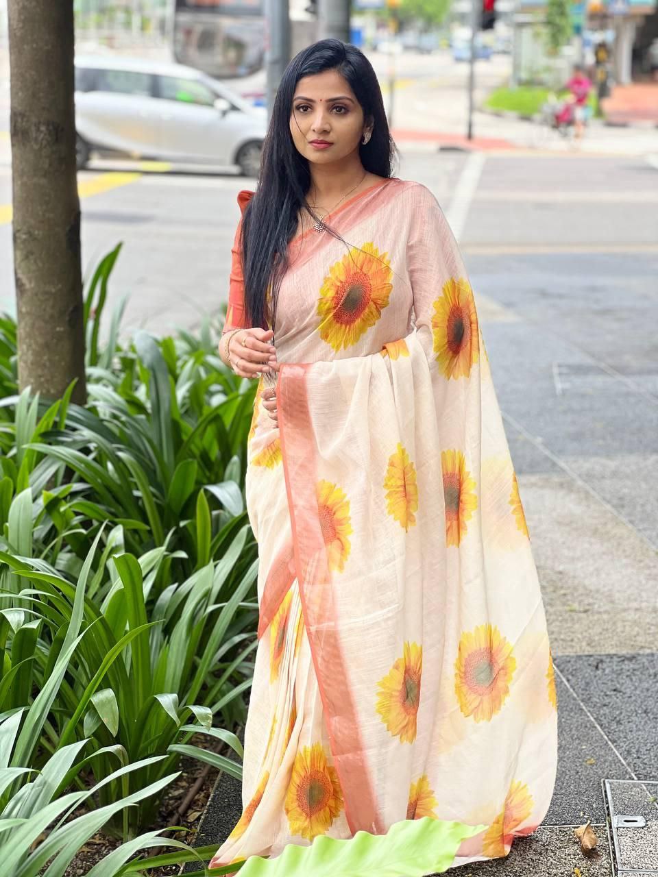 Elegant Linen Saree with Digital Print & Silver Zari Border – Complete with Blouse