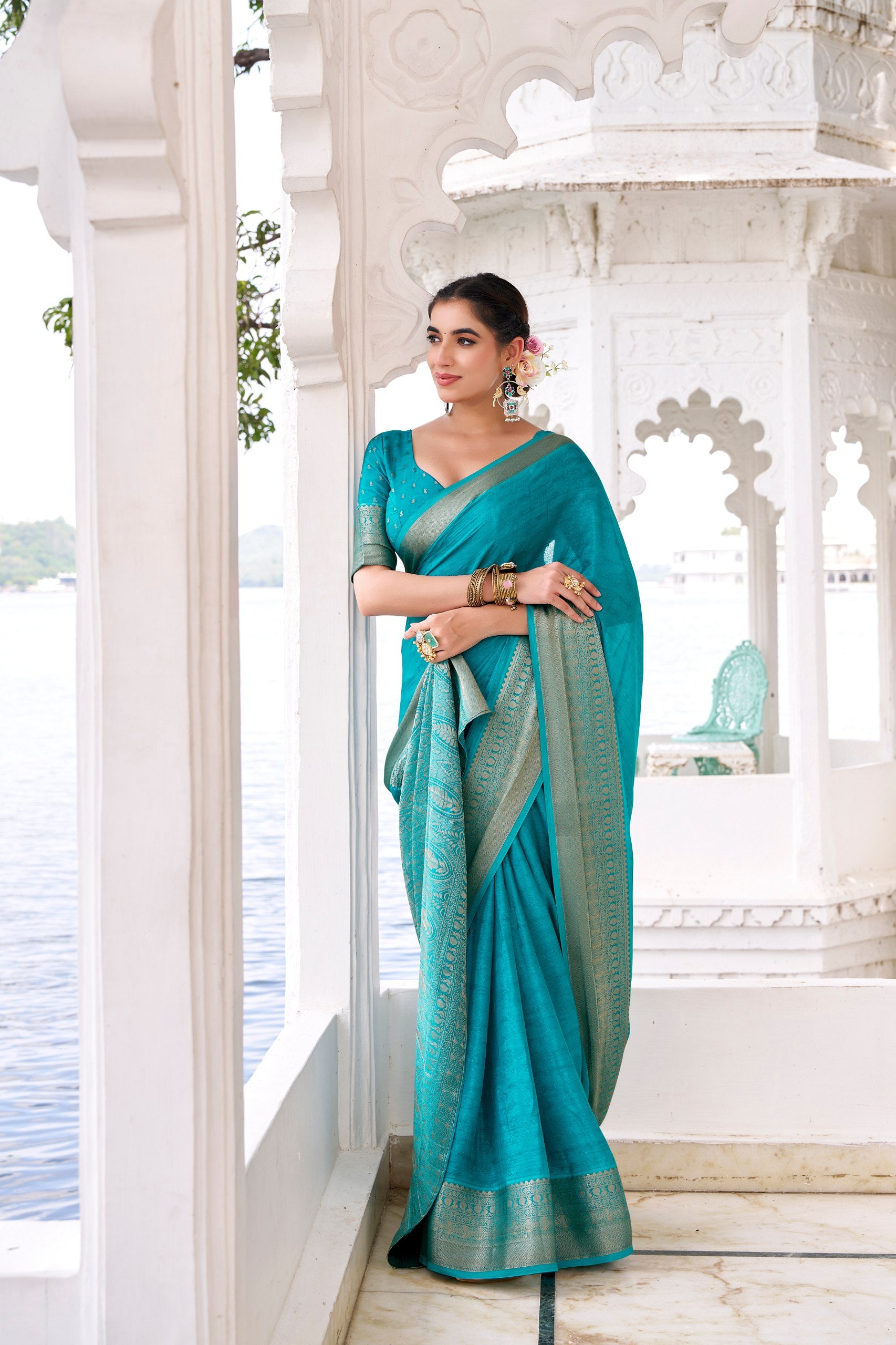 Chinon Saree with Self Print & Zari Weaving Work Blouse Piece